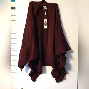 Charlie Paige knitted poncho